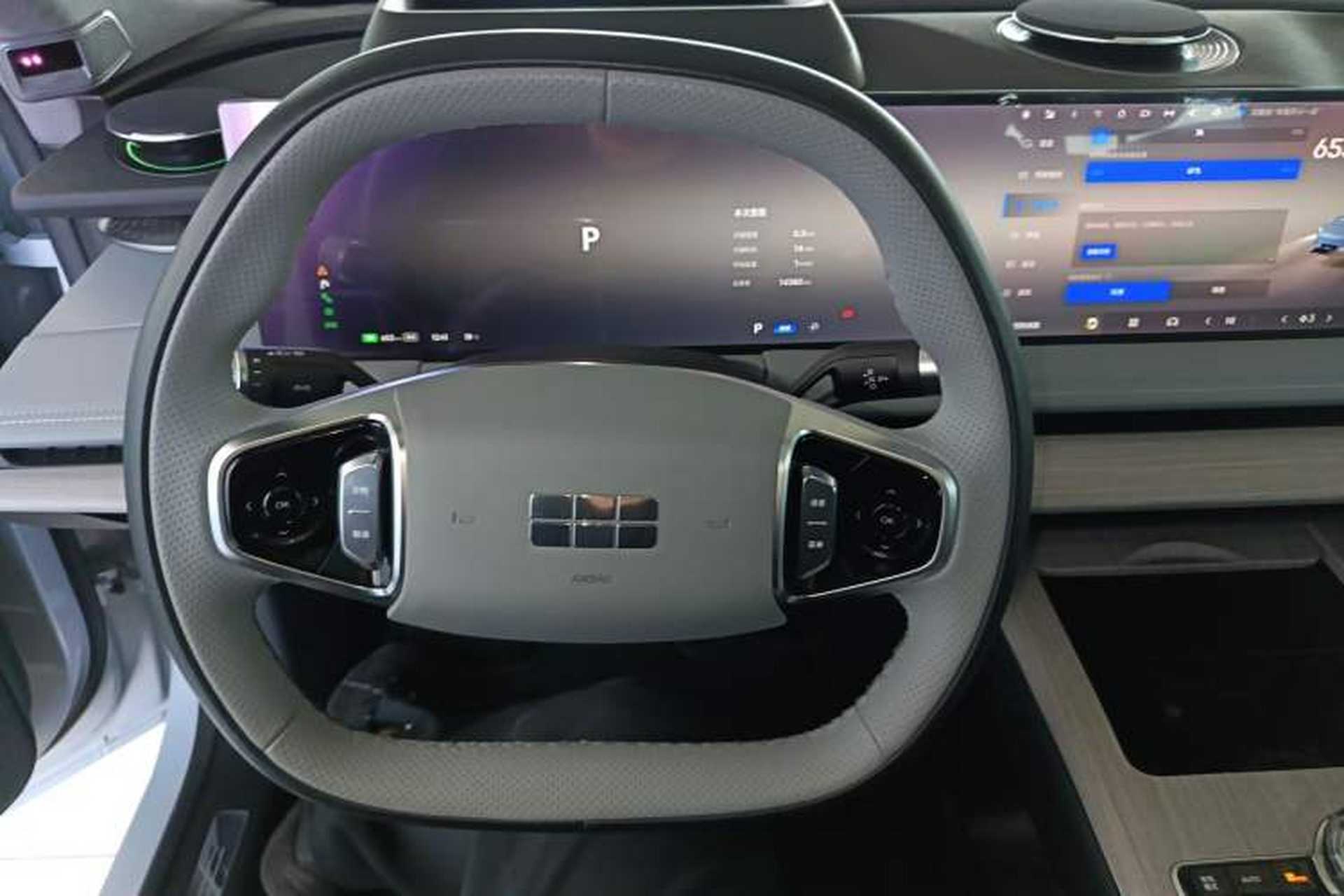 Used Geely Galaxy E8 2024 665 km Range Rear-Drive Starship Long-Range Version Steering Wheel