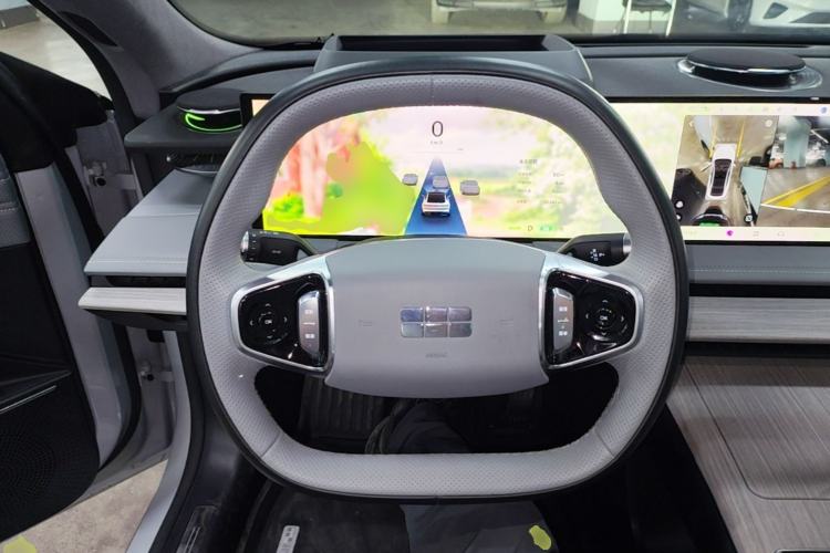 Used Geely Galaxy E8 2024 550 km Range Rear-Drive MAX Steering Wheel