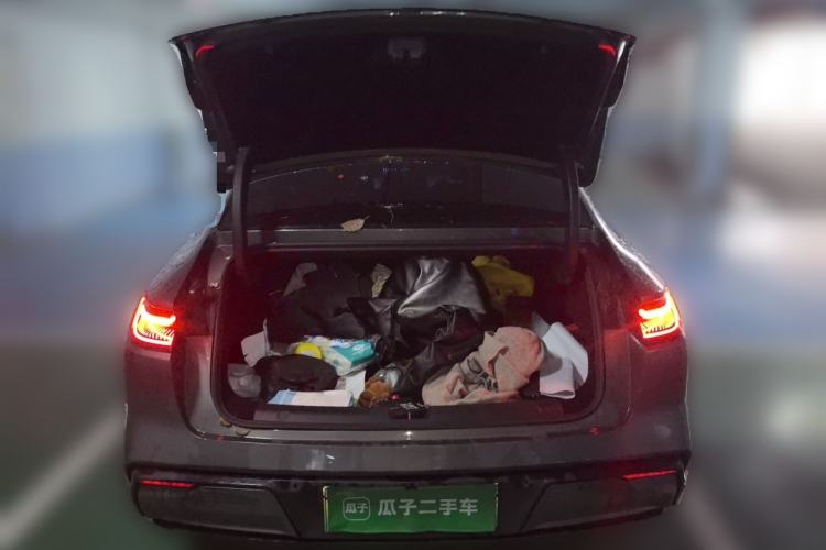 Used Geely Galaxy E8 2024 550 km Range Rear-Drive Dragon Edition Trunk