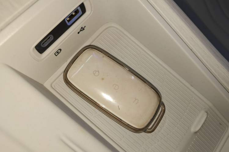Used Geely Galaxy E8 2024 665 km Range Rear-Drive Starship Long-Range Version Vehicle Key