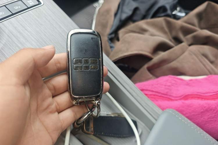 Used Geely Galaxy E8 2024 665 km Range Rear-Drive Starship Long-Range Version Vehicle Key