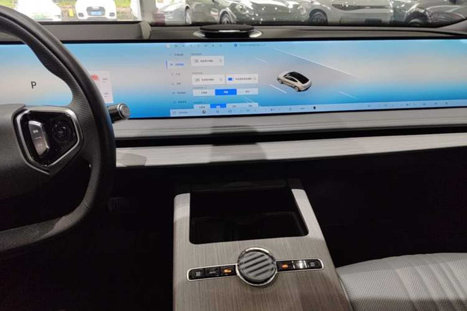 Used Geely Galaxy E8 2024 665 km Range Rear-Drive Starship Long-Range Version Audio And AC Panel
