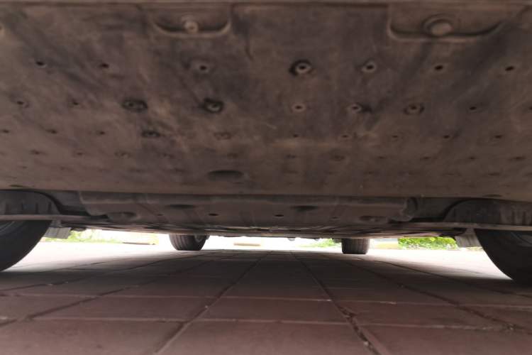 Used Geely Galaxy E8 2024 550 km Range Rear-Wheel-Drive PRO Chassis Rear