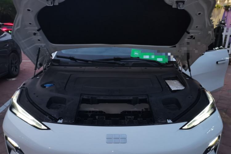 Used Geely Galaxy E8 2024 550 km Range Rear-Wheel-Drive PRO Engine Bay