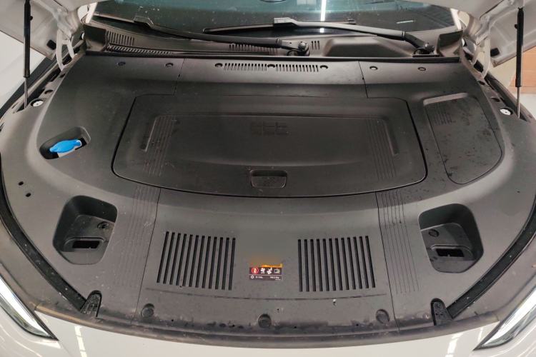 Used Geely Galaxy E8 2024 665 km Range Rear-Drive Starship Long-Range Version Engine Bay
