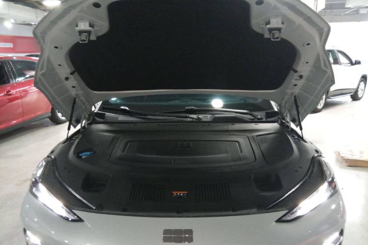 Used Geely Galaxy E8 2024 550 km Range Rear-Drive MAX Engine Bay