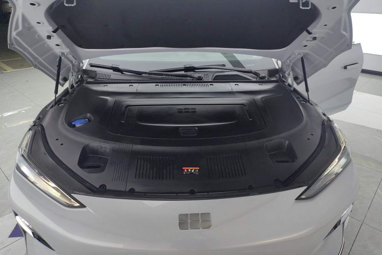 Used Geely Galaxy E8 2024 550 km Range Rear-Drive MAX Engine Bay