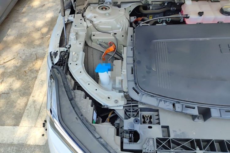 Used Geely Galaxy E8 2024 665 km Range Rear-Drive Starship Long-Range Version Engine Bay Right
