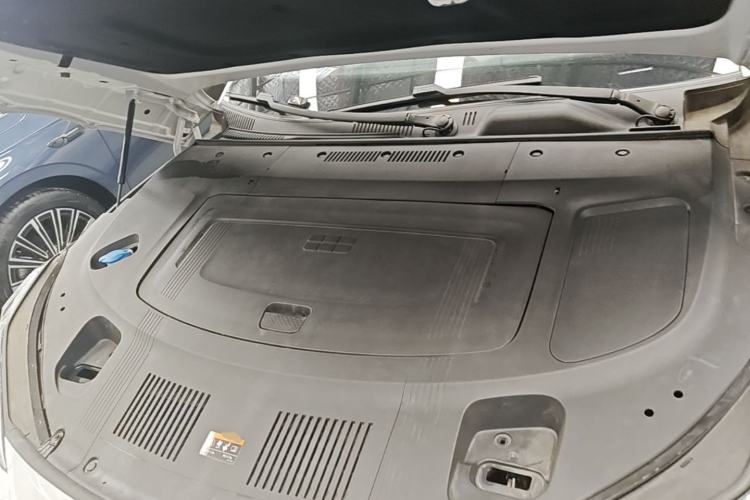 Used Geely Galaxy E8 2024 665 km Range Rear-Drive Starship Long-Range Version Engine Bay