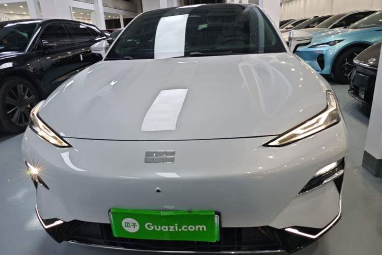 Used Geely Galaxy E8 2024 550 km Range Rear-Drive MAX Front