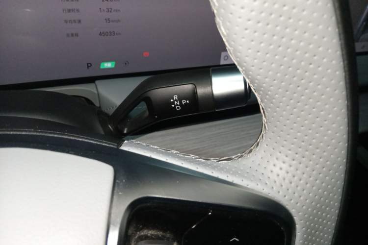 Used Geely Galaxy E8 2024 550 km Range Rear-Drive MAX Gear Lever