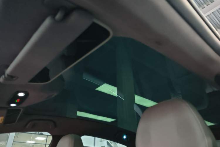 Used Geely Galaxy E8 2024 550 km Range Rear-Drive MAX Headliner