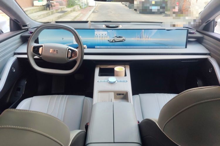 Used Geely Galaxy E8 2024 665 km Range Rear-Drive Starship Long-Range Version Interior 2