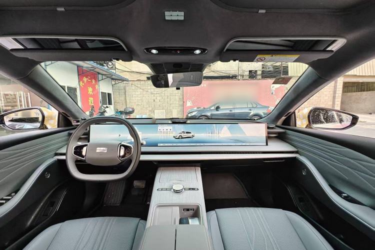 Used Geely Galaxy E8 2024 665 km Range Rear-Drive Starship Long-Range Version Interior 4