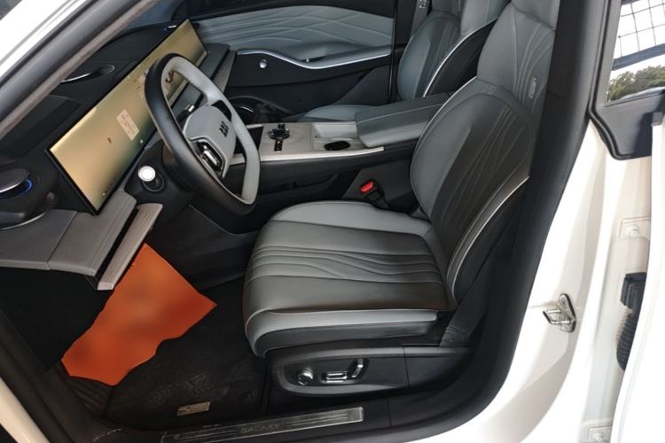 Used Geely Galaxy E8 2024 550 km Range Rear-Drive MAX Left Front Seat