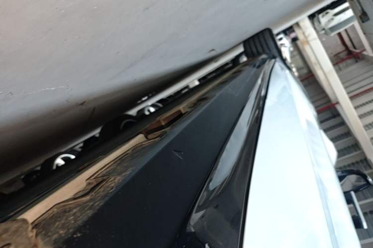 Used Geely Galaxy E8 2024 550 km Range Rear-Drive MAX Left Side Sill
