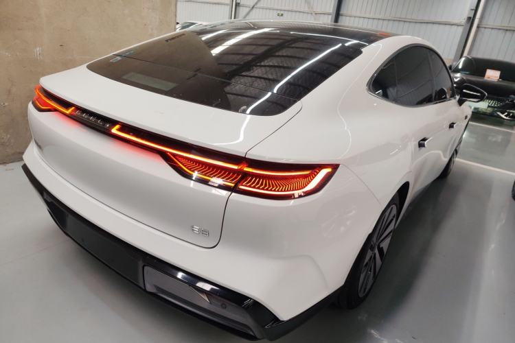 Used Geely Galaxy E8 2024 665 km Range Rear-Drive Starship Long-Range Version Rear Right 45 Deg
