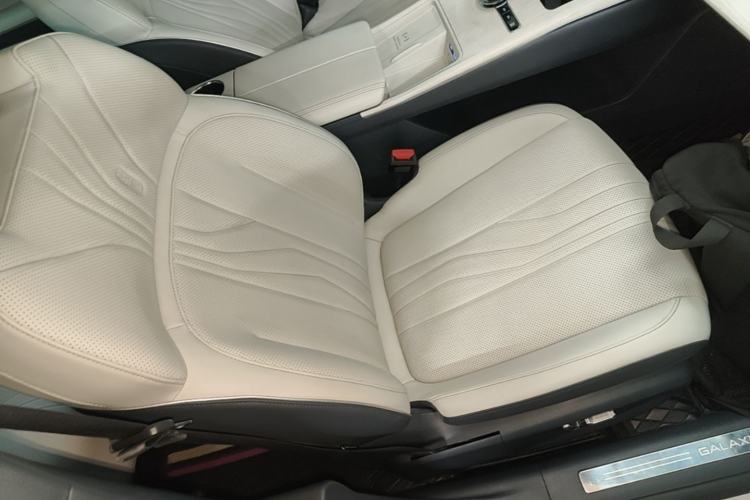 Used Geely Galaxy E8 2024 550 km Range Rear-Drive MAX Right Front Seat