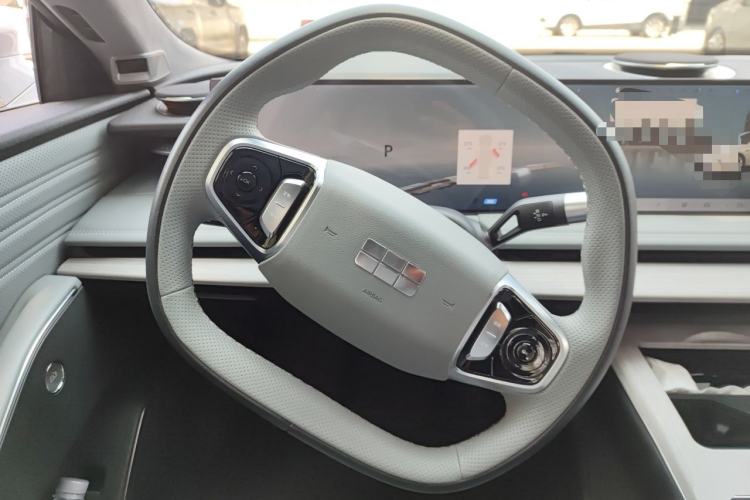 Used Geely Galaxy E8 2024 665 km Range Rear-Drive Starship Long-Range Version Steering Wheel