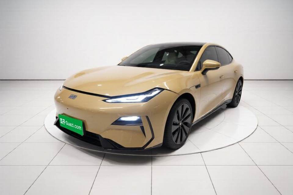 Geely Galaxy E8 2024