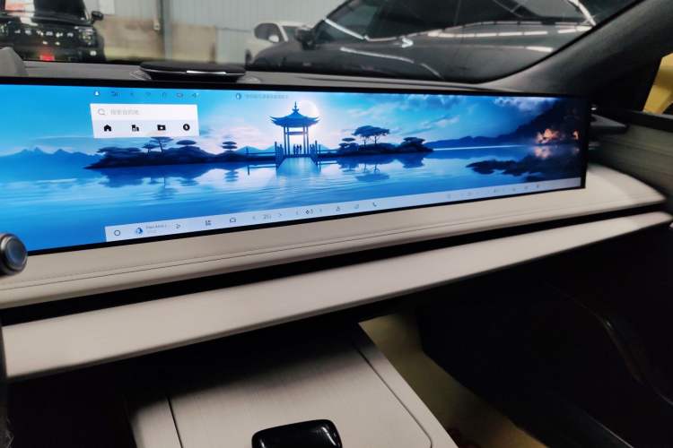 Used Geely Galaxy E8 2024 665 km Range Rear-Drive Starship Long-Range Version Audio And AC Panel