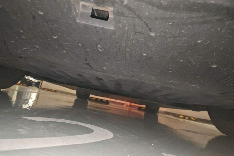 Used Geely Galaxy E8 2024 665 km Range Rear-Drive Starship Long-Range Version Chassis Front