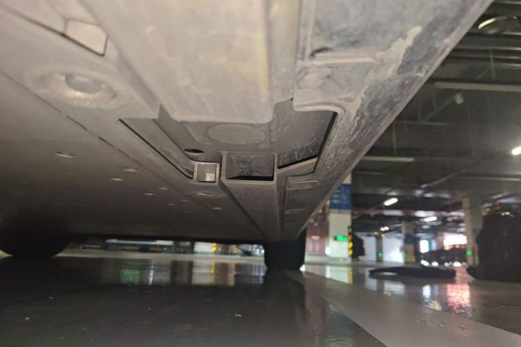 Used Geely Galaxy E8 2024 665 km Range Rear-Drive Starship Long-Range Version Chassis Rear Right