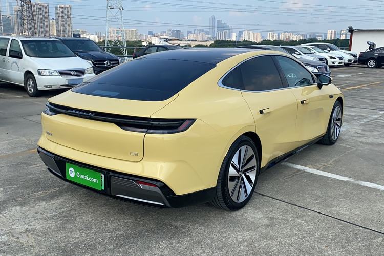 Used Geely Galaxy E8 2024 665 km Range Rear-Drive Starship Long-Range Version Exterior 3