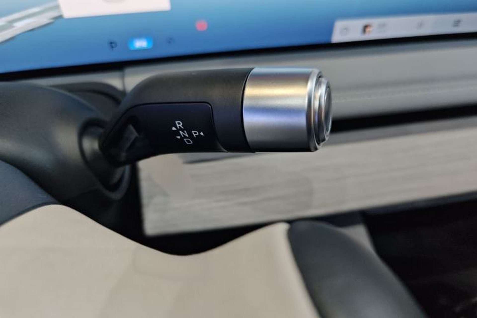 Used Geely Galaxy E8 2024 665 km Range Rear-Drive Starship Long-Range Version Gear Lever
