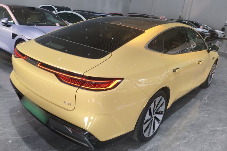 Used Geely Galaxy E8 2024 665 km Range Rear-Drive Starship Long-Range Version Rear Right 45 Deg