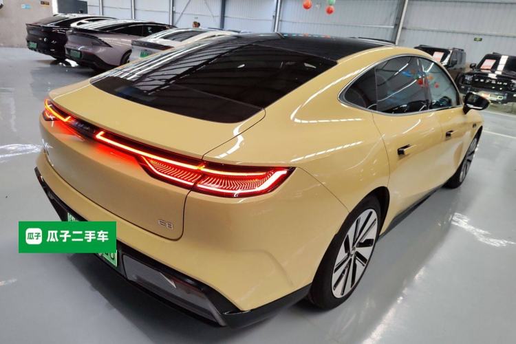 Used Geely Galaxy E8 2024 665 km Range Rear-Drive Starship Long-Range Version Rear Right 45 Deg