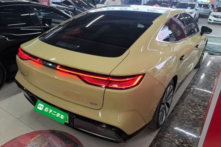 Used Geely Galaxy E8 2024 665 km Range Rear-Drive Starship Long-Range Version Rear Right 45 Deg