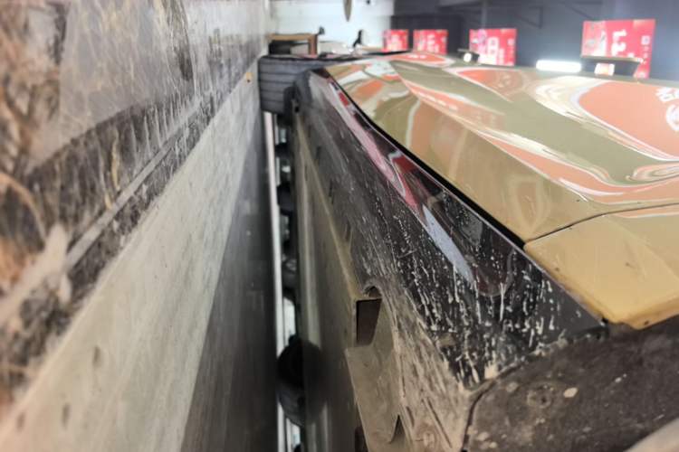 Used Geely Galaxy E8 2024 665 km Range Rear-Drive Starship Long-Range Version Right Side Sill