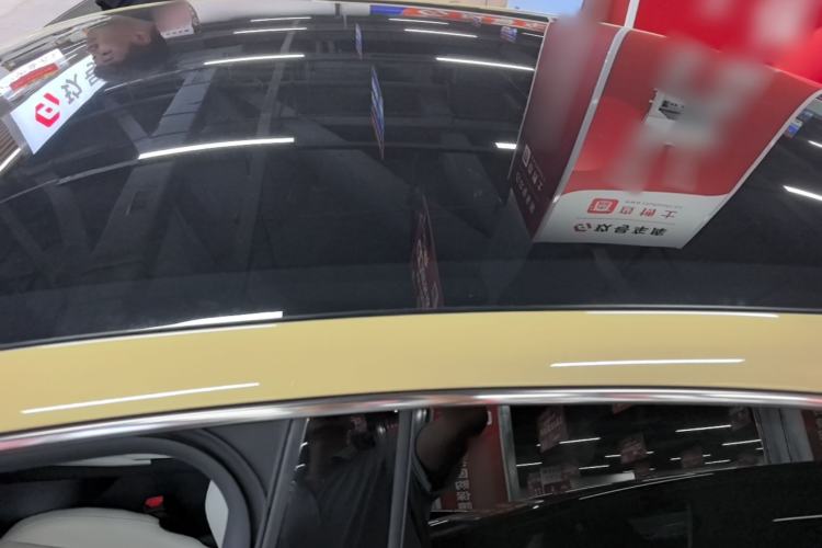 Used Geely Galaxy E8 2024 665 km Range Rear-Drive Starship Long-Range Version Roof