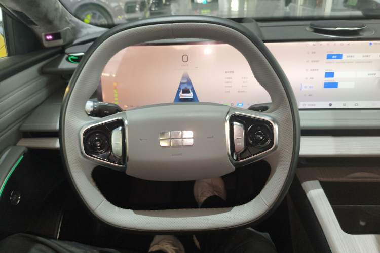 Used Geely Galaxy E8 2024 665 km Range Rear-Drive Starship Long-Range Version Steering Wheel
