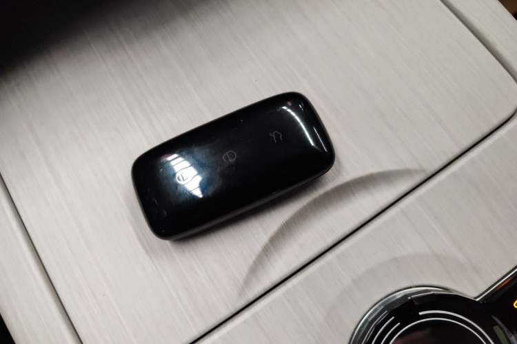 Used Geely Galaxy E8 2024 665 km Range Rear-Drive Starship Long-Range Version Vehicle Key