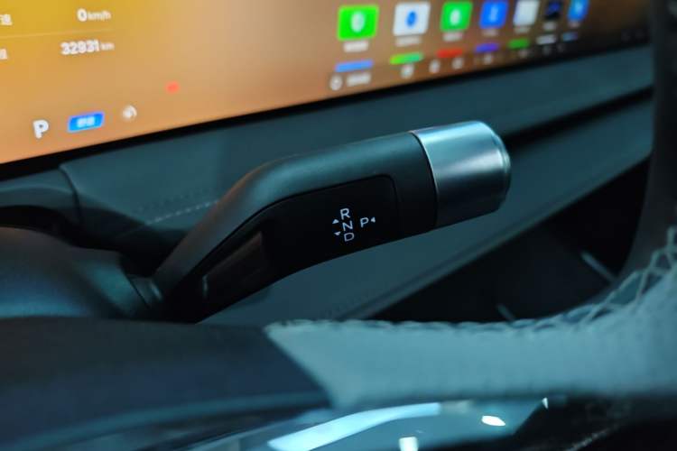 Used Geely Galaxy E8 2025 575 km Intelligent Driving Edition Gear Lever