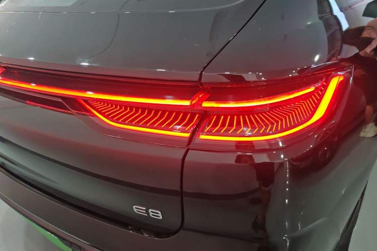Used Geely Galaxy E8 2025 575 km Intelligent Driving Edition Right Rear Taillight