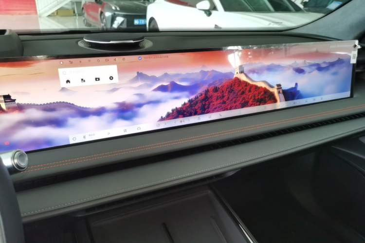 Used Geely Galaxy E8 2025 620 km All-Wheel Drive Starship LiDAR-Enabled Intelligent Driving Version Audio And AC Panel
