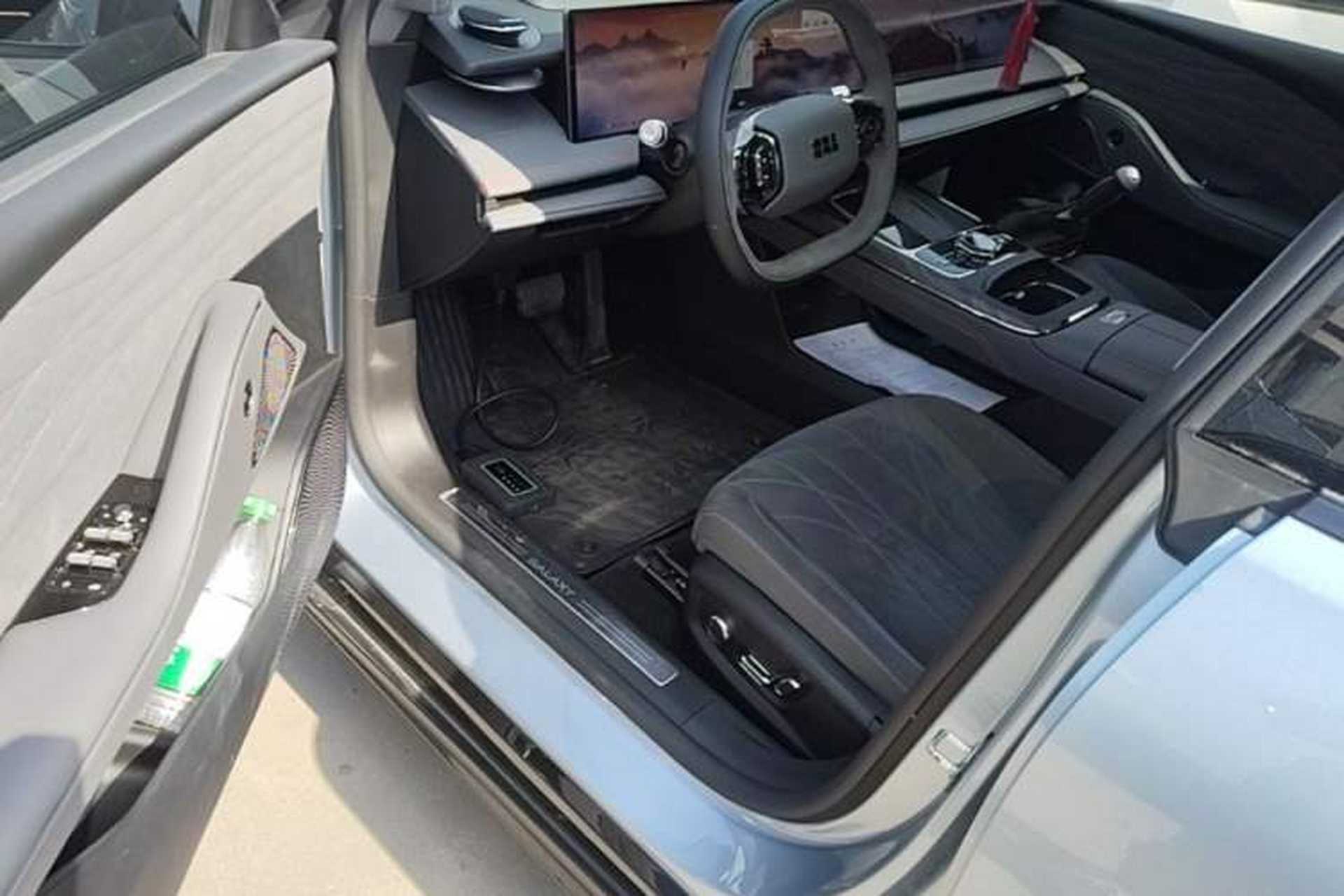 Used Geely Galaxy E8 2025 620 km All-Wheel Drive Starship LiDAR-Enabled Intelligent Driving Version Driver Seat