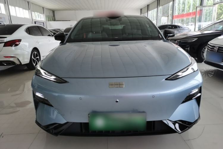 Used Geely Galaxy E8 2025 620 km All-Wheel Drive Starship LiDAR-Enabled Intelligent Driving Version Front