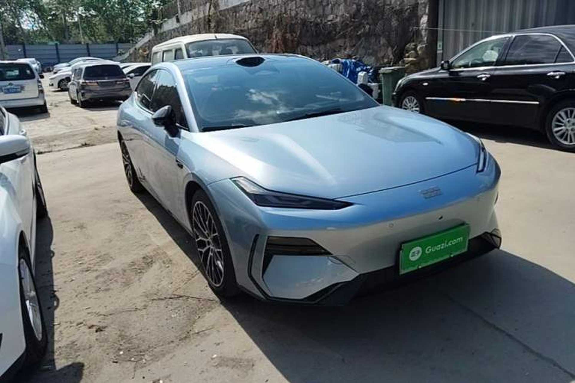 Used Geely Galaxy E8 2025 620 km All-Wheel Drive Starship LiDAR-Enabled Intelligent Driving Version Front Right 45 Deg