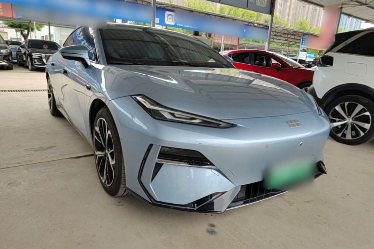 Used Geely Galaxy E8 2025 700 km Long-Range Intelligent Driving Version Front Right 45 Deg