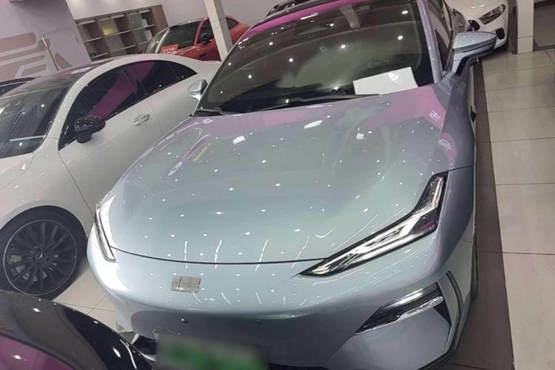 Used Geely Galaxy E8 2025 700 km Long-Range Intelligent Driving Version Front