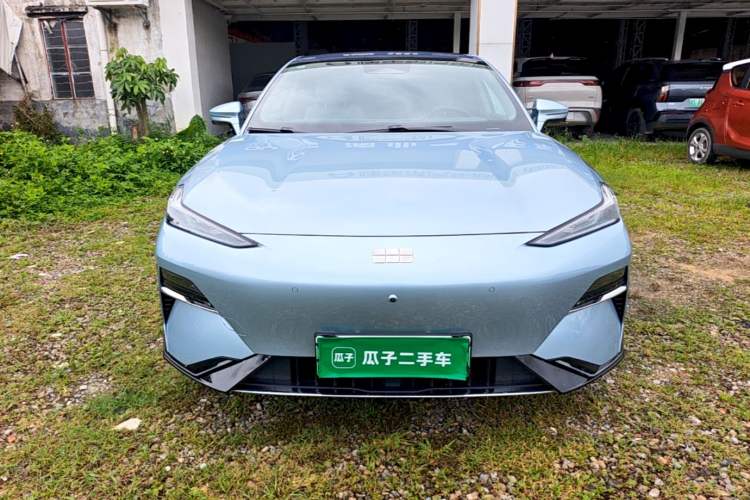 Used Geely Galaxy E8 2025 700 km Long-Range Intelligent Driving Version Front