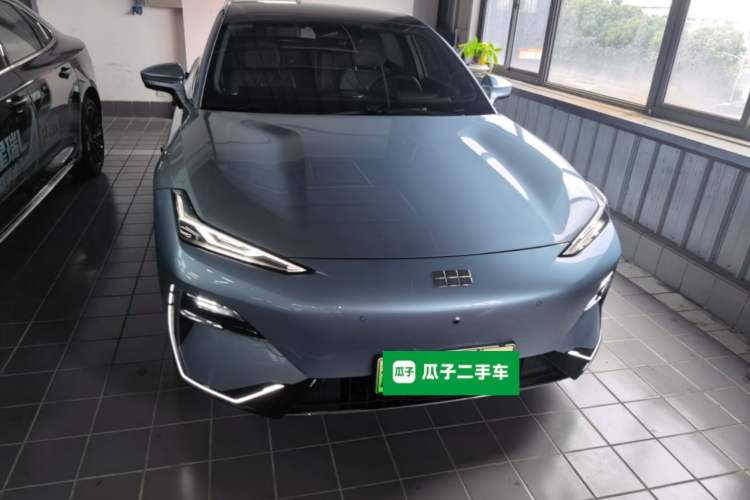 Used Geely Galaxy E8 2025 700 km Long-Range Intelligent Driving Version Front
