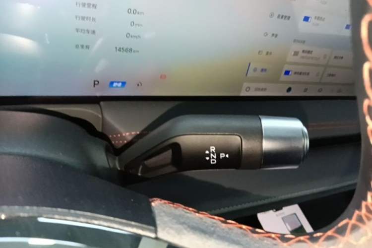 Used Geely Galaxy E8 2025 620 km All-Wheel Drive Starship LiDAR-Enabled Intelligent Driving Version Gear Lever