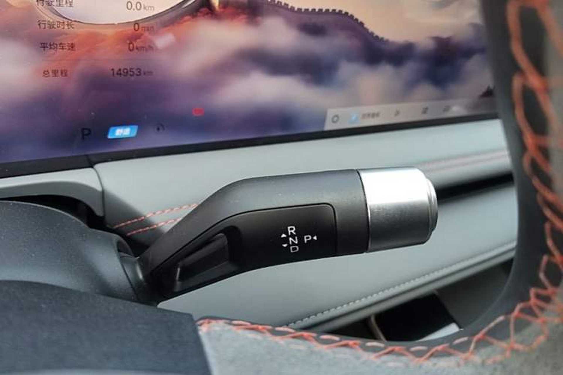Used Geely Galaxy E8 2025 620 km All-Wheel Drive Starship LiDAR-Enabled Intelligent Driving Version Gear Lever