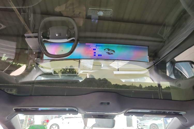 Used Geely Galaxy E8 2025 700 km Long-Range Intelligent Driving Version Headliner