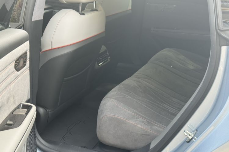 Used Geely Galaxy E8 2025 620 km All-Wheel Drive Starship LiDAR-Enabled Intelligent Driving Version Interior 1